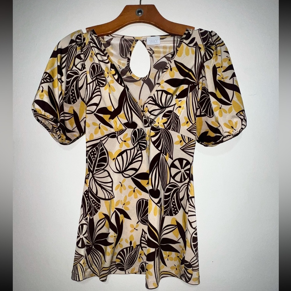 Suzy Shier Blouse